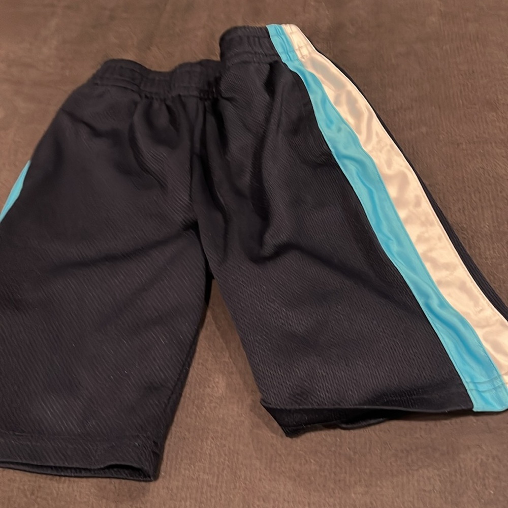 Boys Shorts Set of 6. Athletic, Puma & 365 Kids Garanimals. All 6-7. - Picture 9 of 14